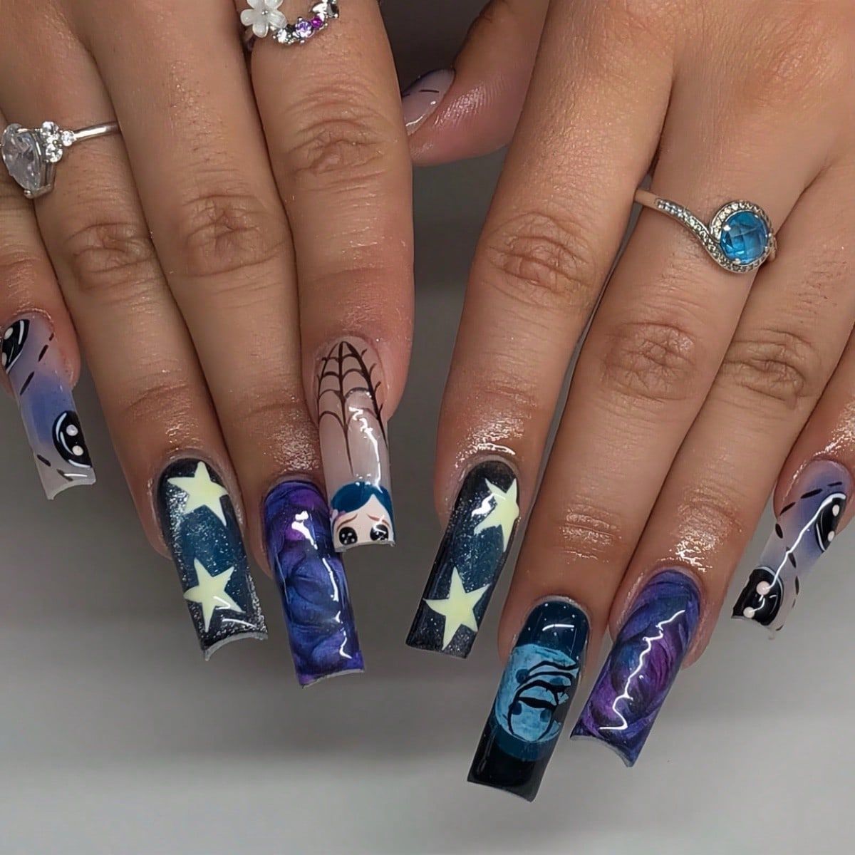 Nail Art Press On - Uñas postizas desmontables, 24 piezas, Estrella